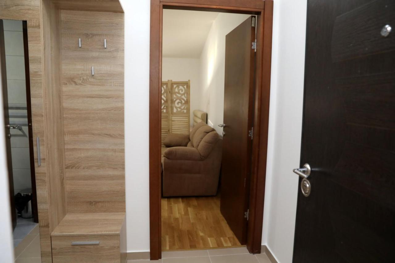 Ferienwohnung Apartman Frida Nikšić Exterior foto