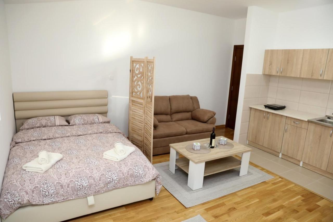 Ferienwohnung Apartman Frida Nikšić Exterior foto